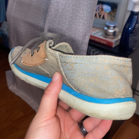 Merrell Shoes - Picture 6 of 8